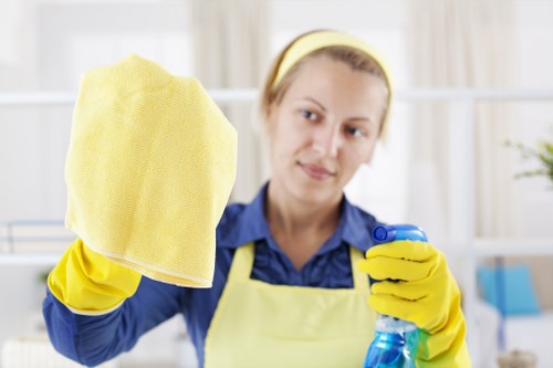 Illustration of cookie consent and website browsing for Oven Cleaning Highbury